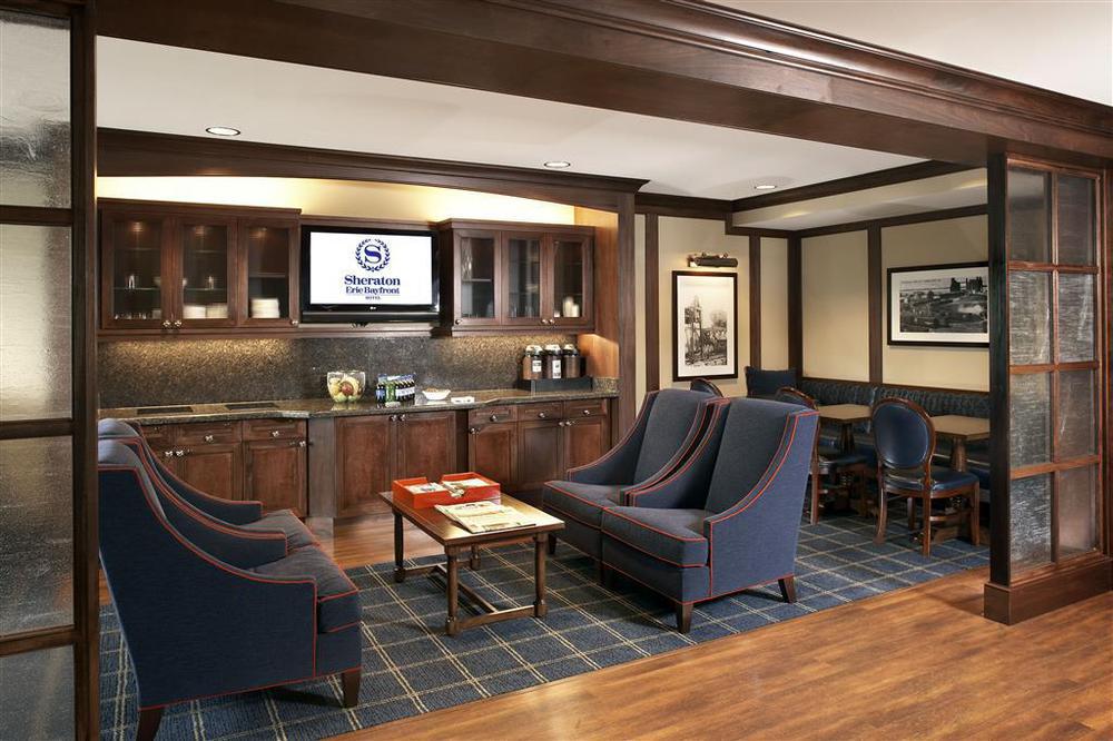 Sheraton Erie Bayfront Hotel Restaurant photo