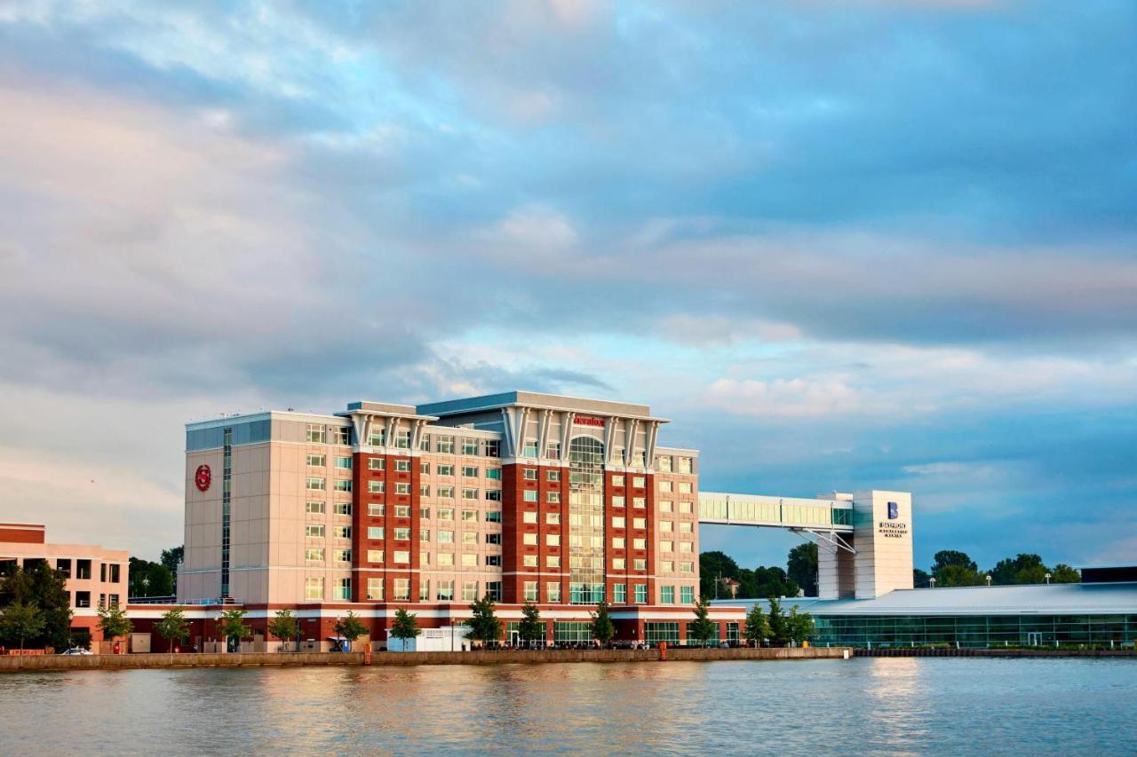 Sheraton Erie Bayfront Hotel Exterior photo
