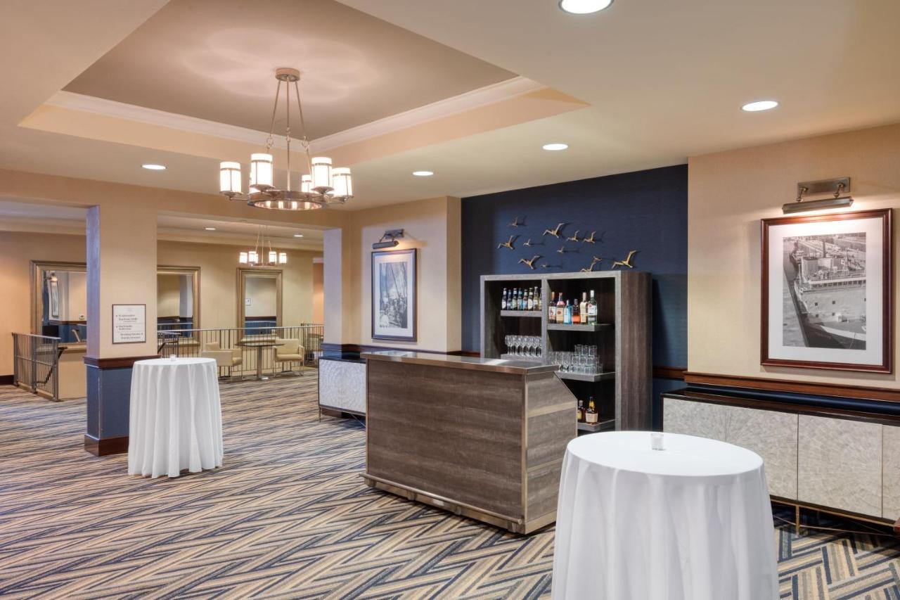 Sheraton Erie Bayfront Hotel Exterior photo