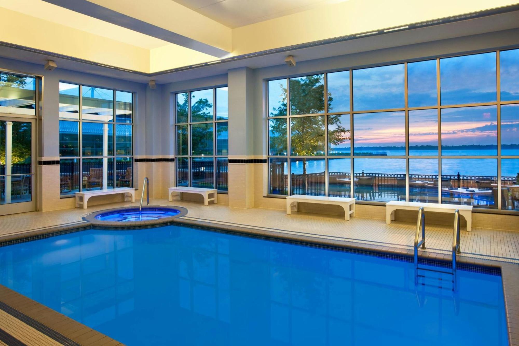 Sheraton Erie Bayfront Hotel Exterior photo